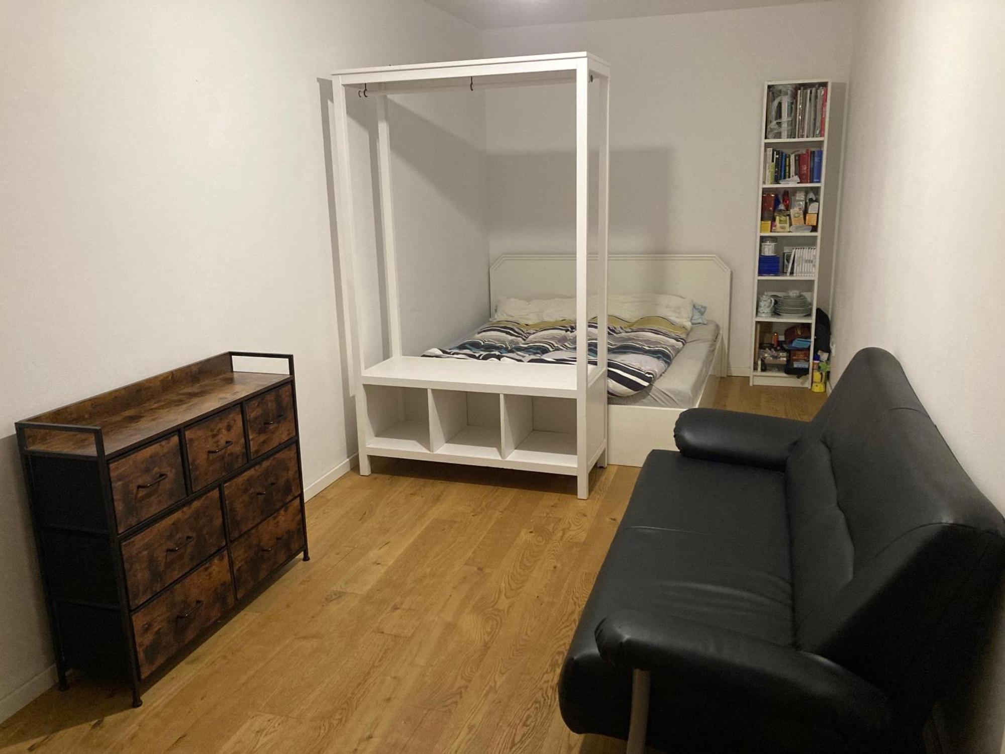 Zentrales Zimmer, Naehe Oktoberfest, Bett Und Schlafcouch *
